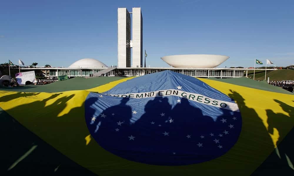 Você sabia que a democracia brasileira ainda é muito jovem?