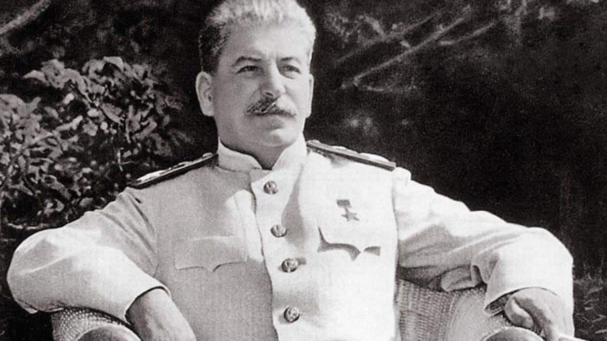 Stalin - quem foi e qual sua relevância para o socialismo?