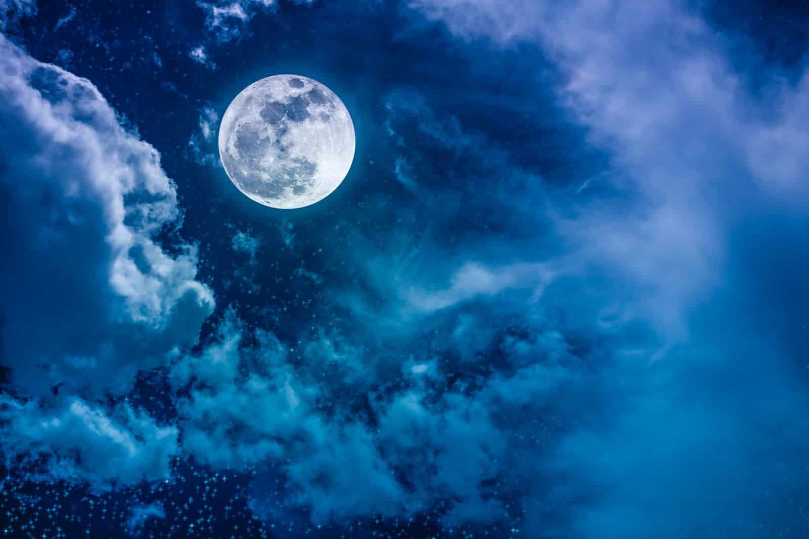 Lua Azul