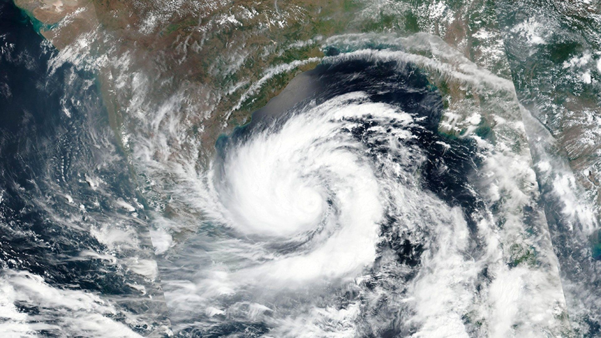 ciclone tropical tufão